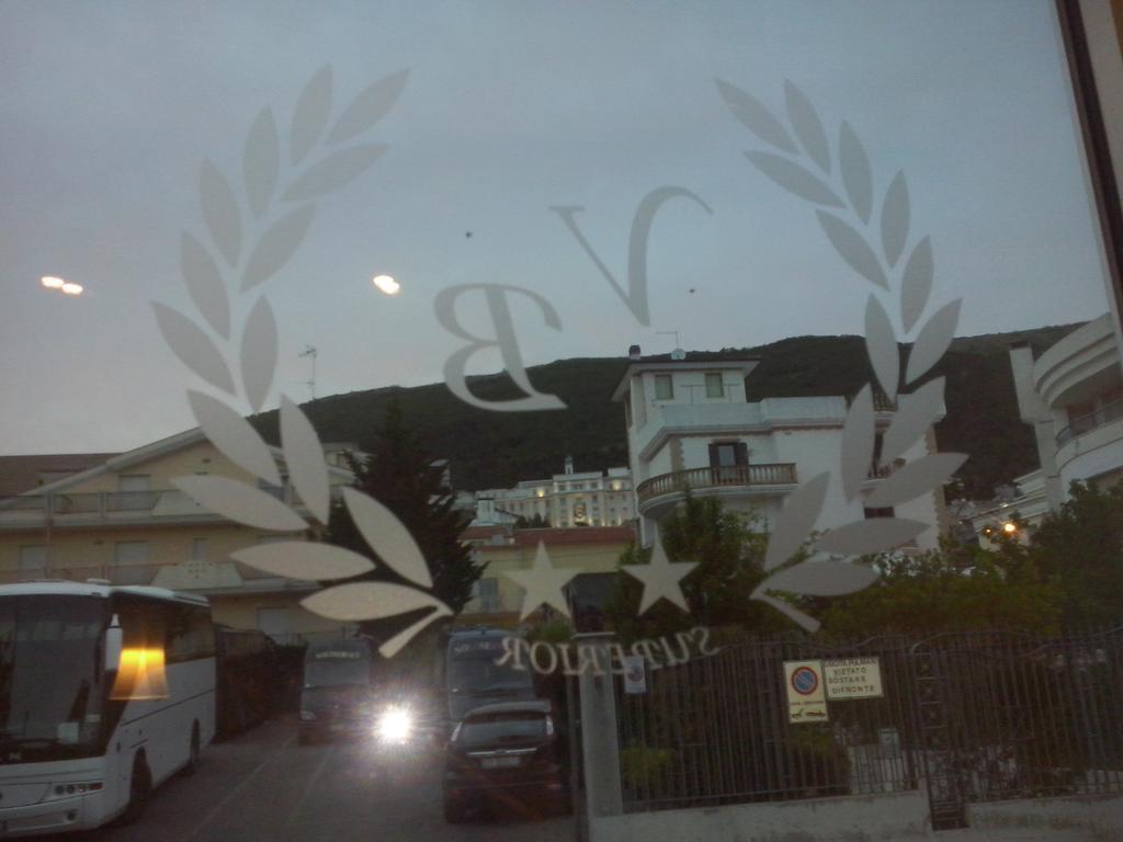 Albergo Villa Bianca サン・ジョバンニ・ロトンド エクステリア 写真